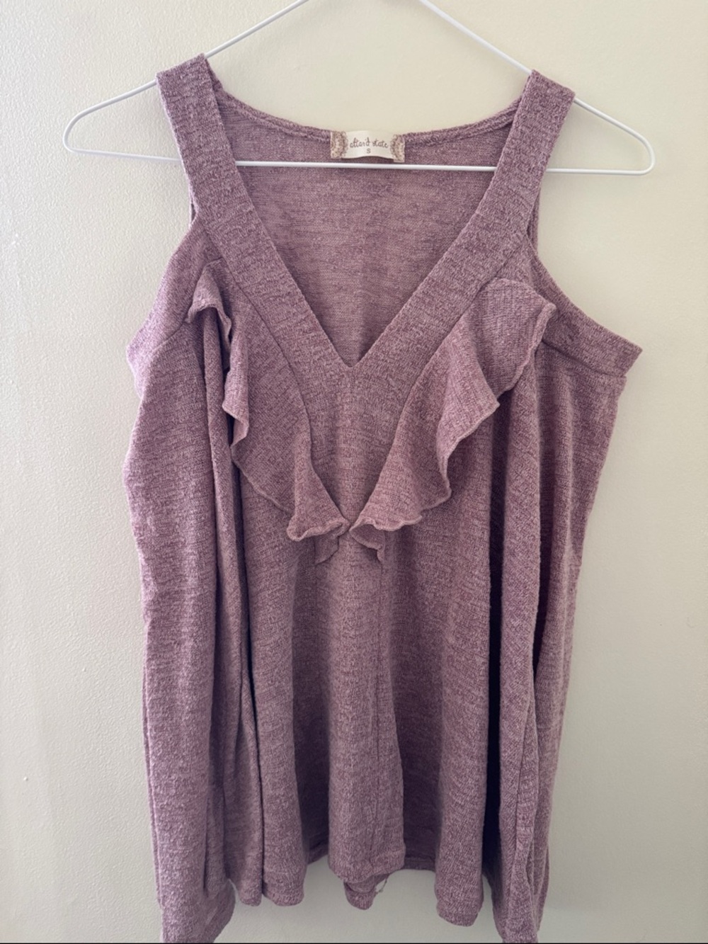 Altar'd State Mauve Lavender Ruffle Cold-Shoulder Short Sleeve Top